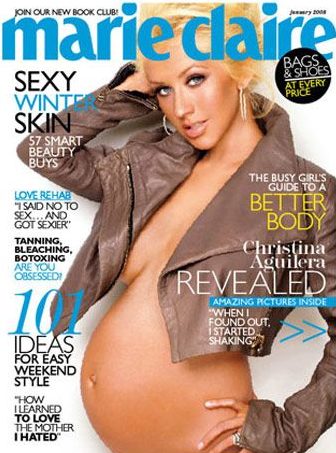Christina Aguilera a Marie Claire magazin címlapján mutatta meg a terhes pocakját