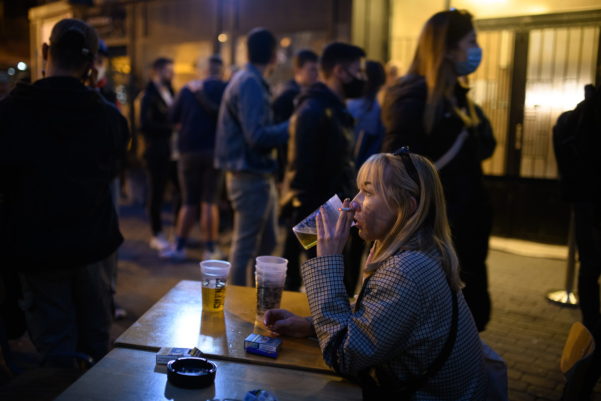 Terasznyitás, Budapest, bulinegyed