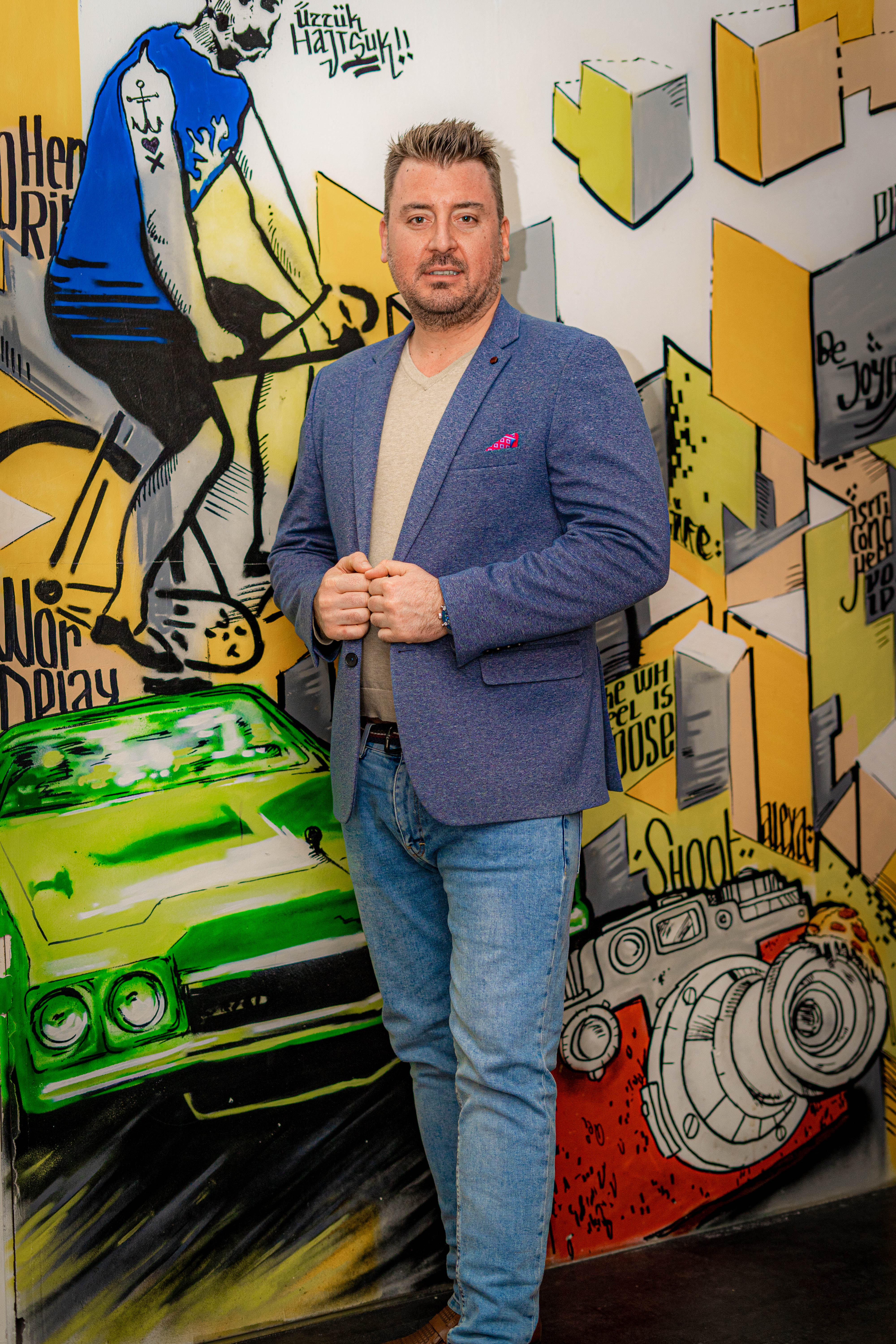 Király Peti hosszú évek óta alakítja ÉNB Gábort