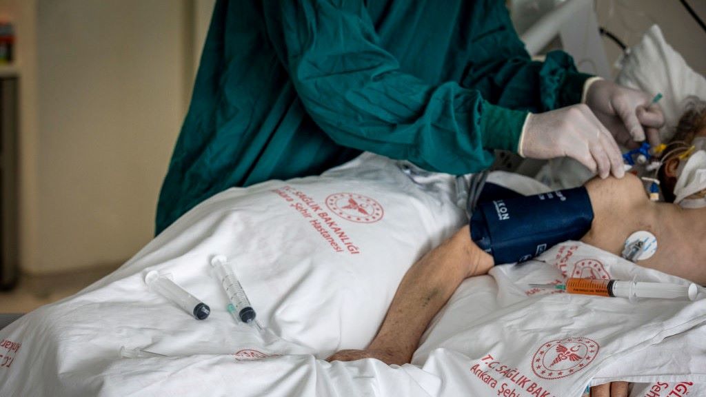 koronavírus, kórház, beteg