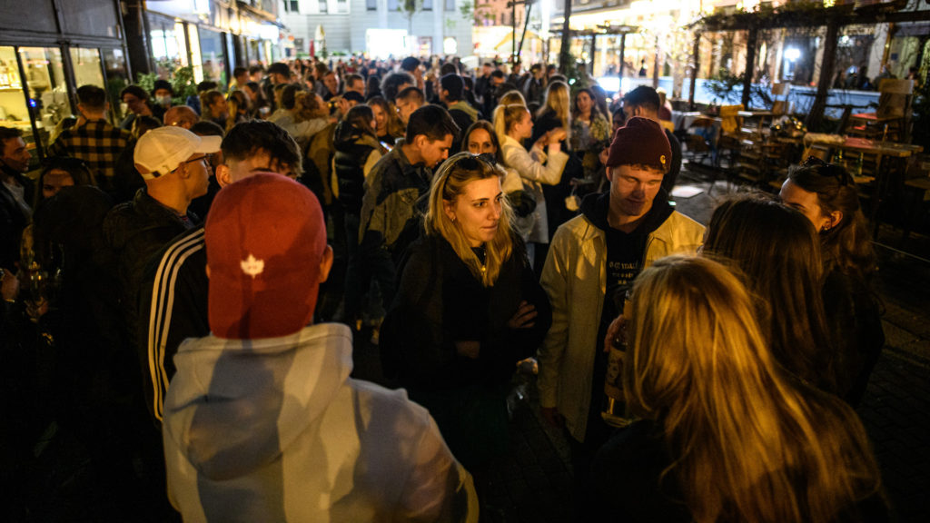 terasznyitás tömeg kiemelt