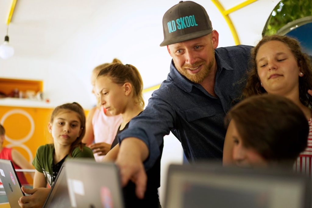 Így lett egy öt fős kis alapítványból a hazai IT-képzés egyik fontos szereplője