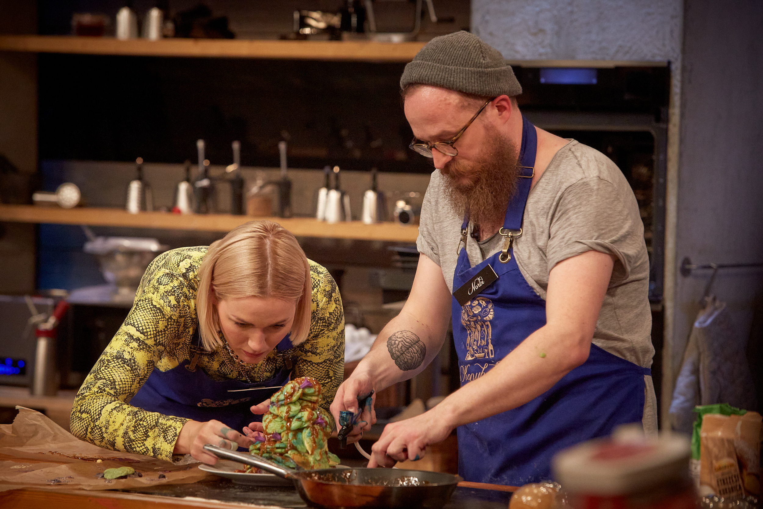 Zöld croquembouche, amit elrontottak a Konyhafőnökben