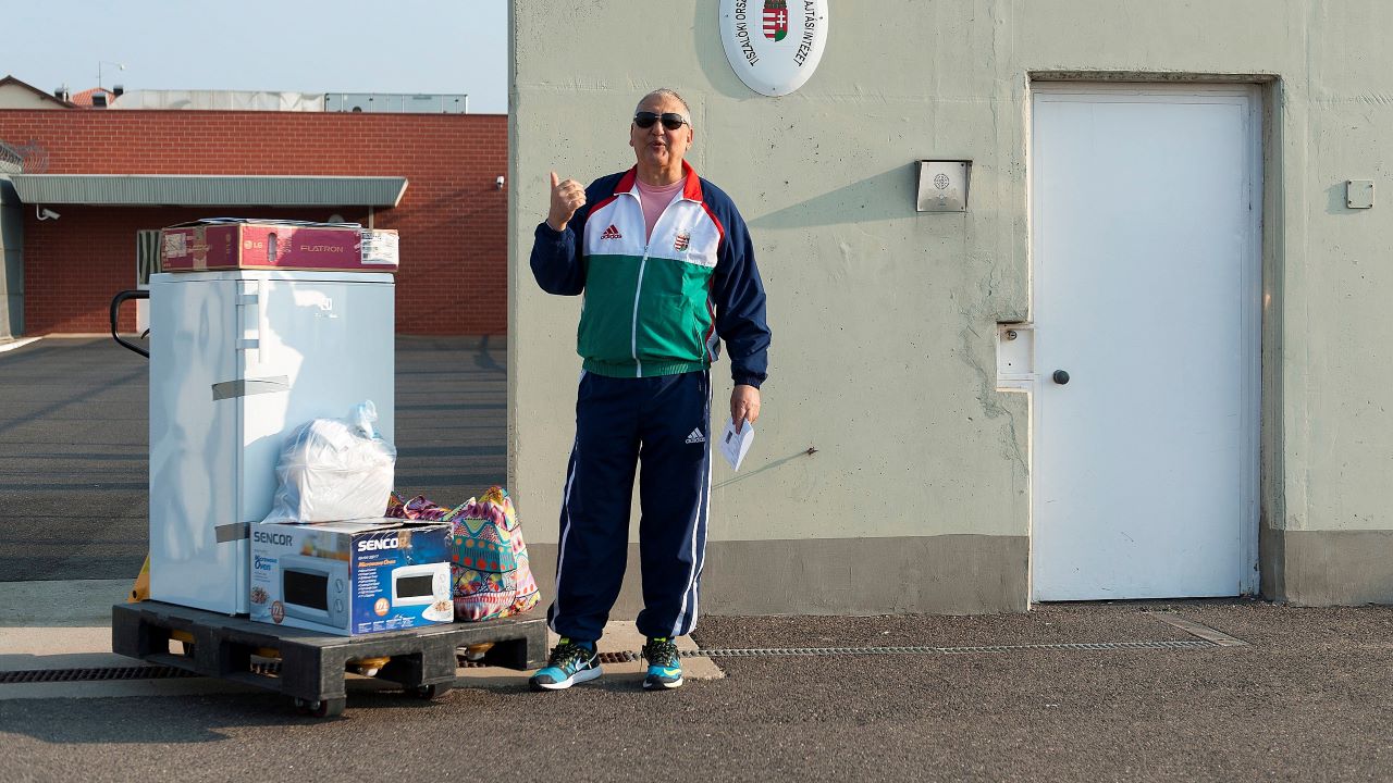 Tasnádi Péter, nyugdíj, szociális segély