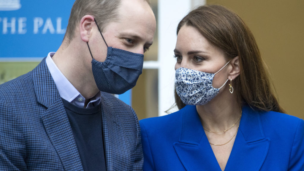 Vilmos herceg pénteken utazott Skóciába, Katalin hercegné hétfőn ment utána