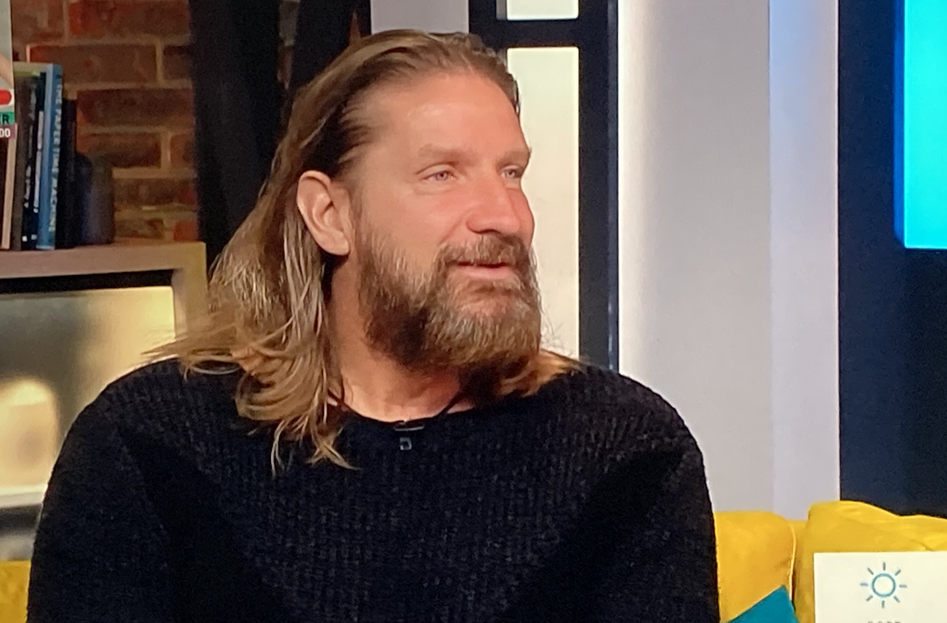 Pintér Tibor most szakállasan