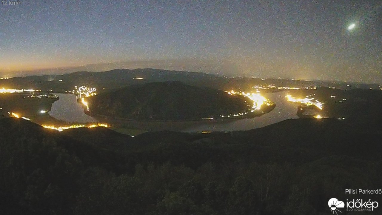 Óriási tűzgömb húzott el Magyarország fölött