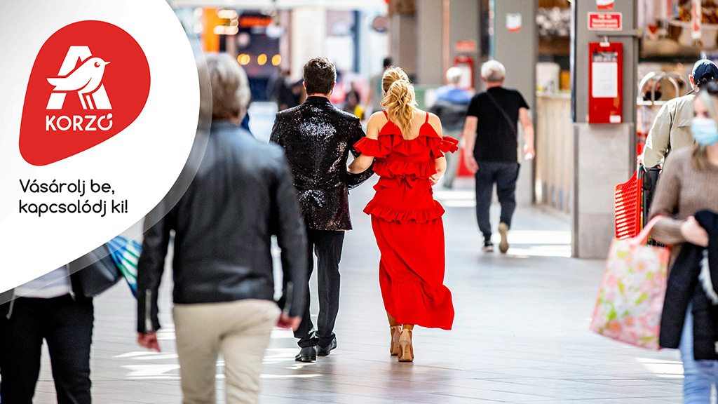 Lékai-Kiss Ramóna és Stohl András megmutatja az Auchan Korzók nyári hangulatát (x)