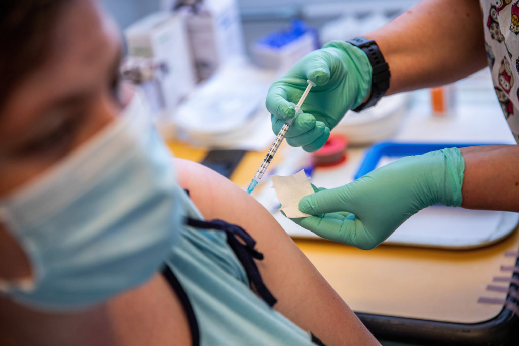 Meddig korlátozhatóak azok, akik betegségük miatt nem olthatók?