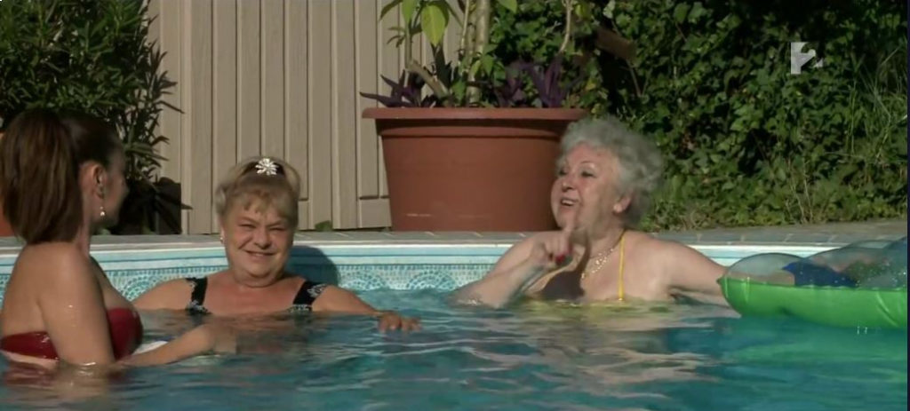 Együtt fürdőzött Oszvald Marika és Fodor Zsóka, hogy felfrissüljenek a próba előtt