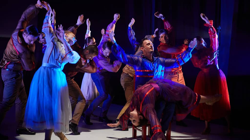 TERASZT NYIT A TÁNCMŰVÉSZET (X)