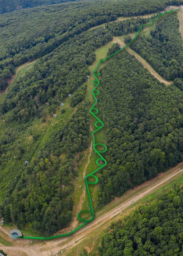 A világ leghosszabb vízicsúszdája épülhet meg Eplényben