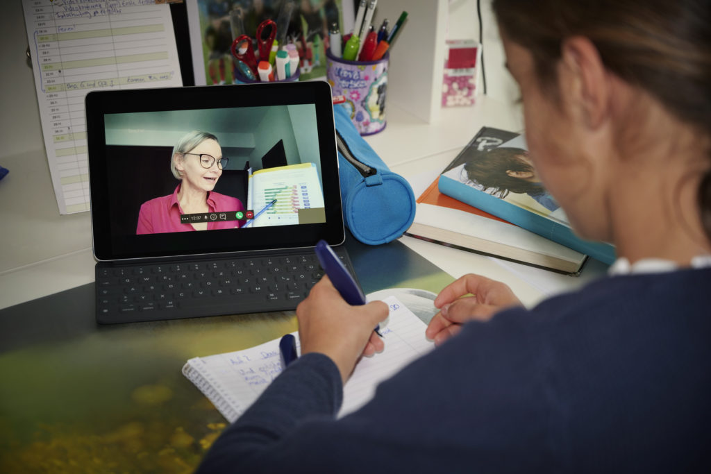 Gyarmathy Éva: Az iskola árthat a tehetséges gyereknek