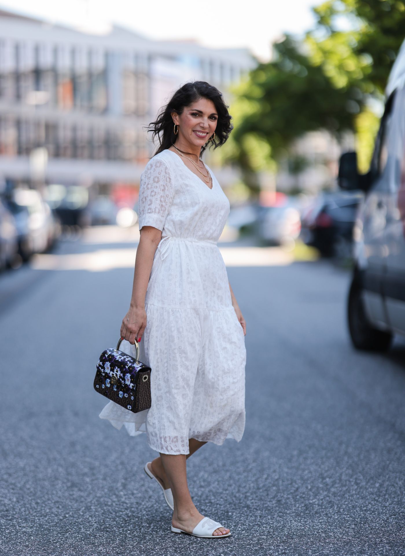 Fehér midi ruha - street style