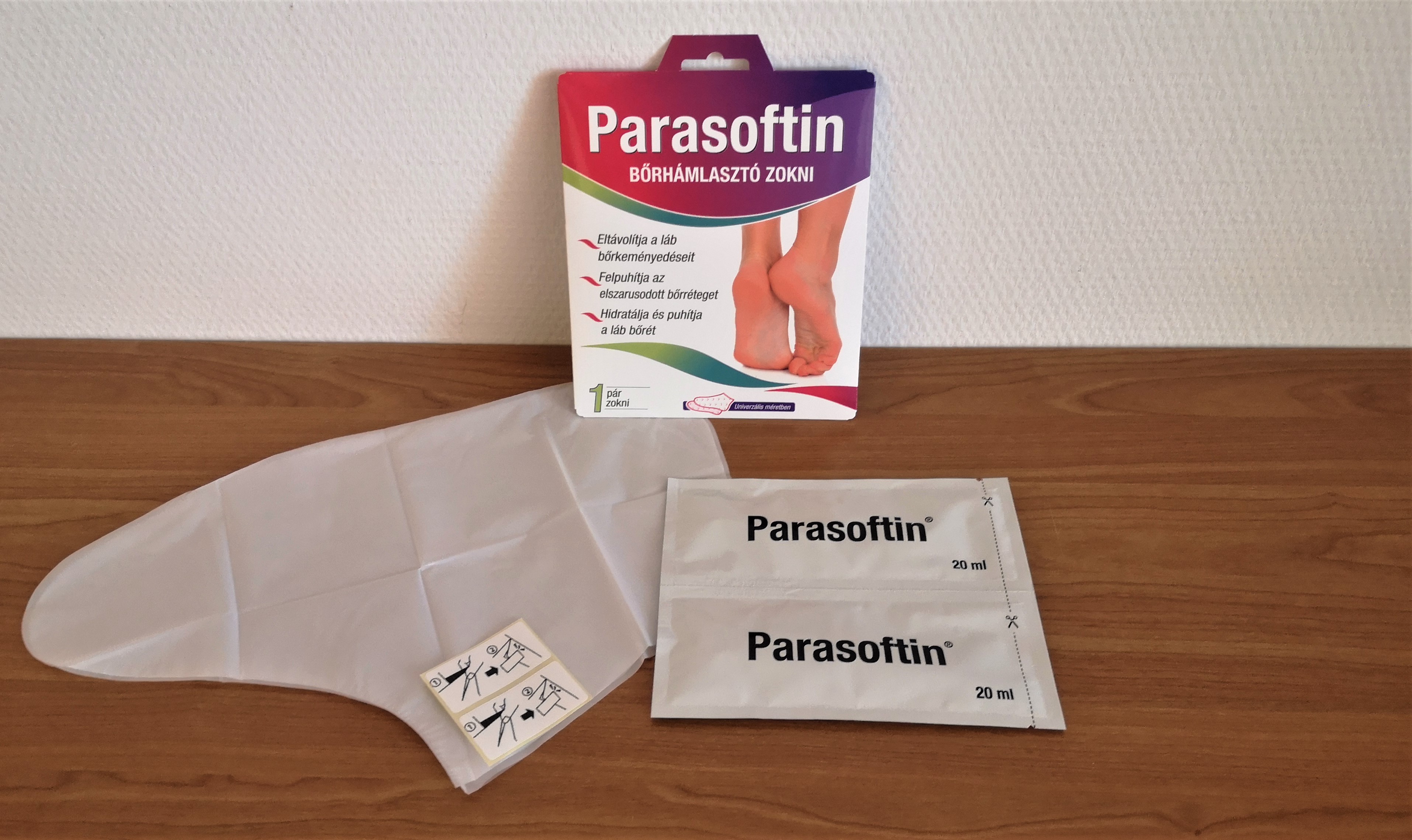 Egyszerűen eltünteti a bőrkeményedést: hámlasztó zoknit teszteltünk