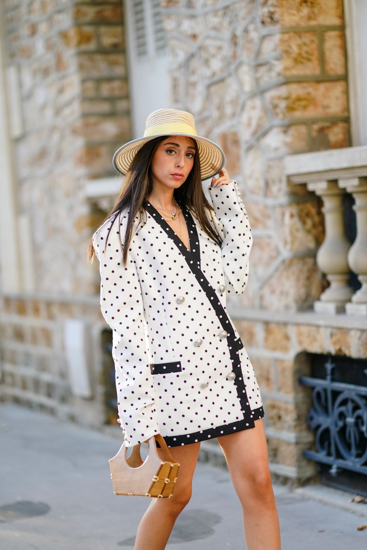 Vétek a vízpartokra száműzni a szalmakalapokat. Szuper kiegészítők városi szettekhez is.