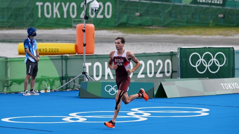 Történelmi legjobbal Bicsák Bence hetedik lett a férfi triatlonosok versenyében