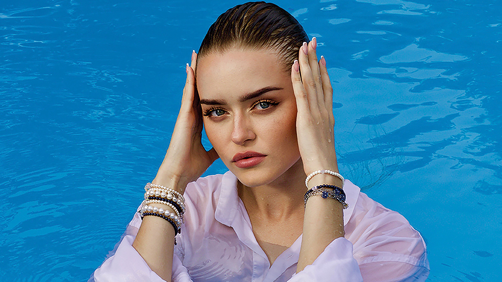 SUMMER DAYS &amp; NIGHTS (X)