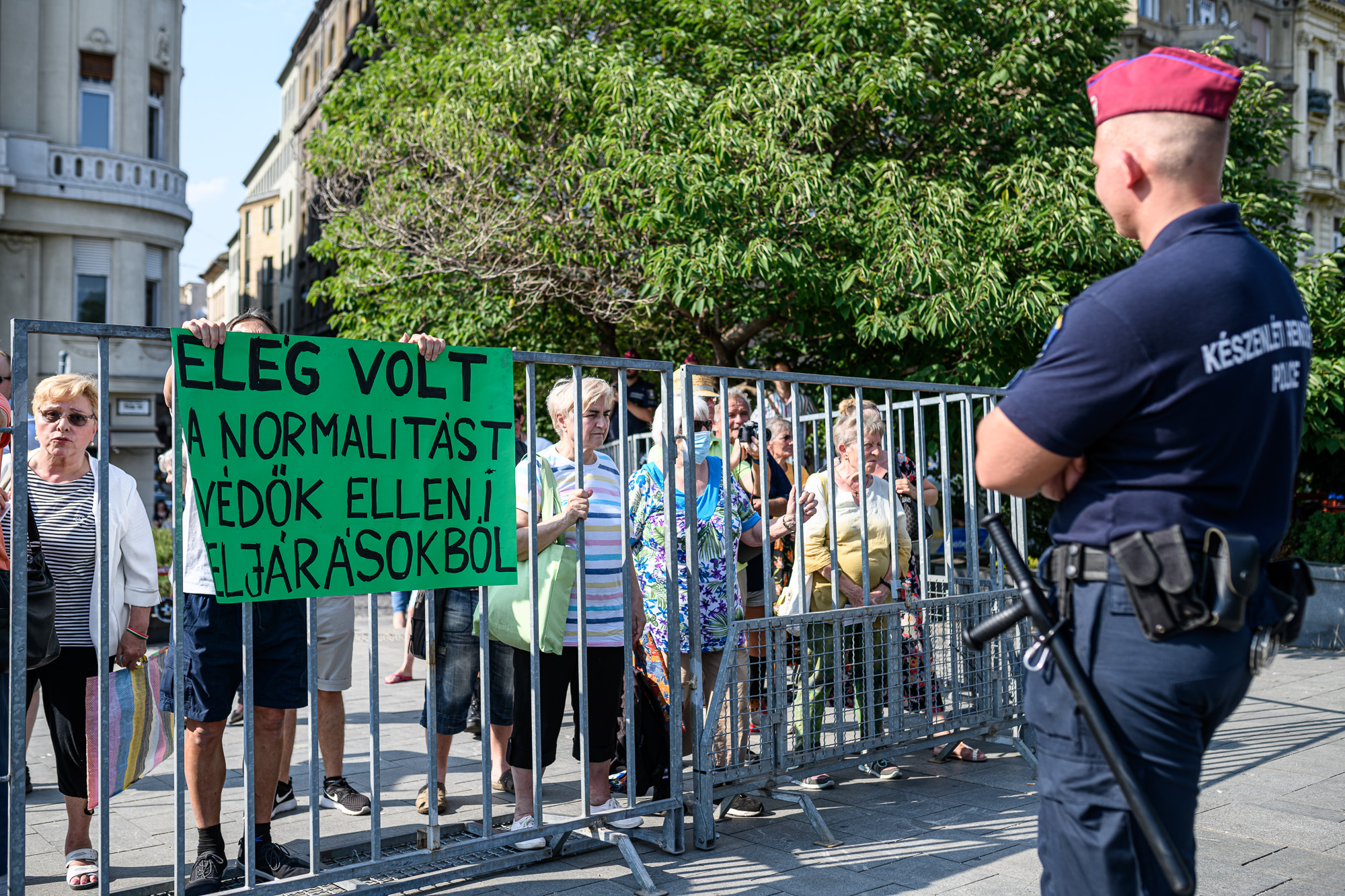 Szélsőjobbos tüntetők a Budapest Pride-on