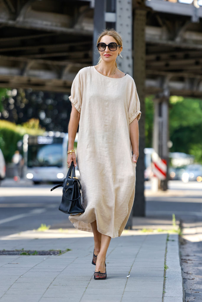 Így hordd a zsákruhát!