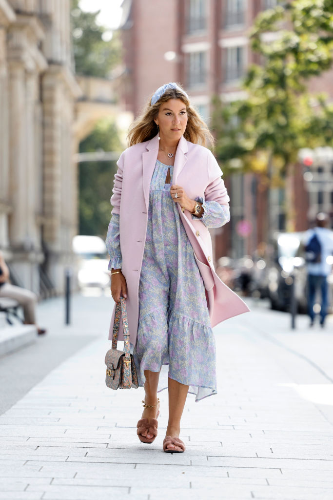 Így hordd a zsákruhát!