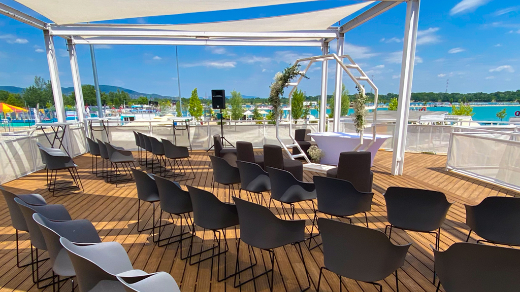 Tengerparti esküvő Budapest határában (X)