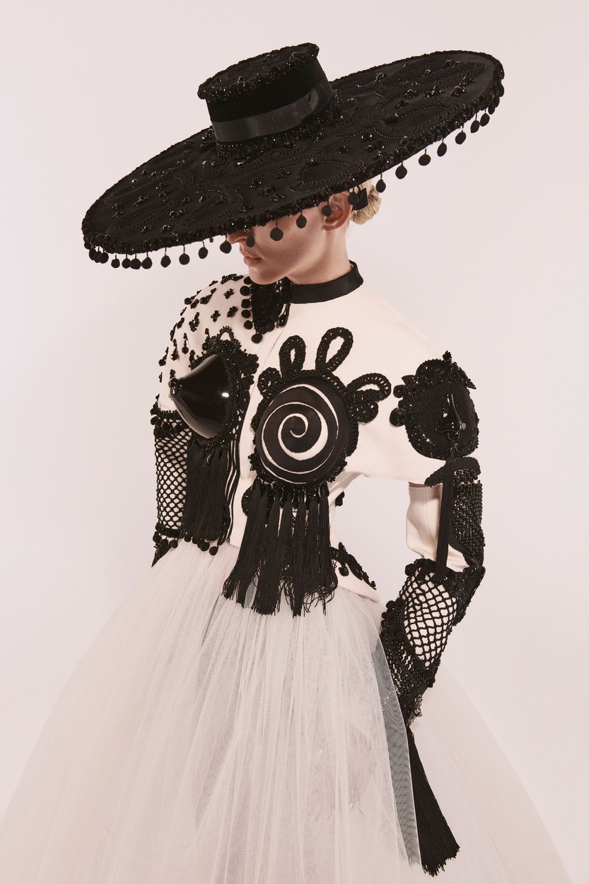 Schiaparelli Haute Couture 2021/22 ősz-tél (Fotó: profimedia)