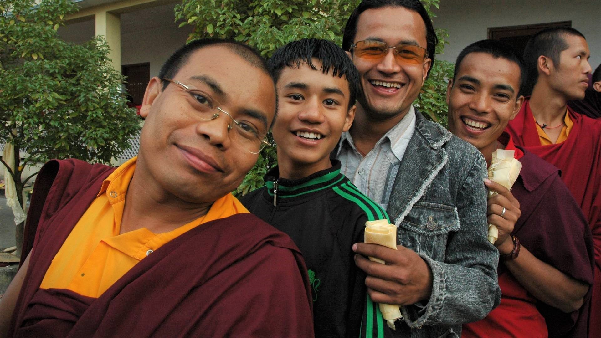 vidám buddhista szerzetesek