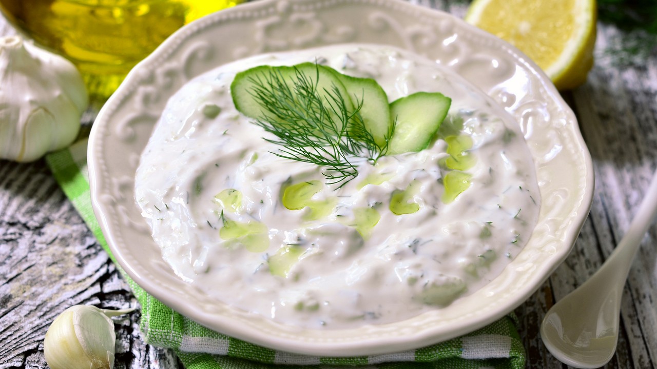 Kovászos uborka saláta