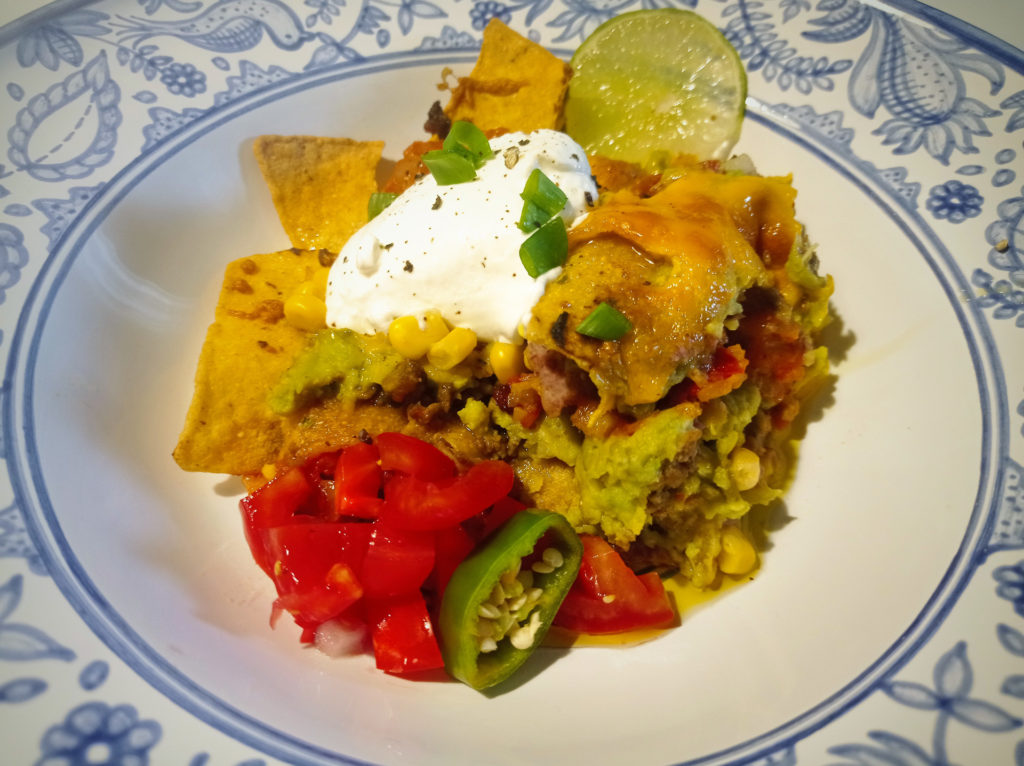 Tepsiben sült nachos grande