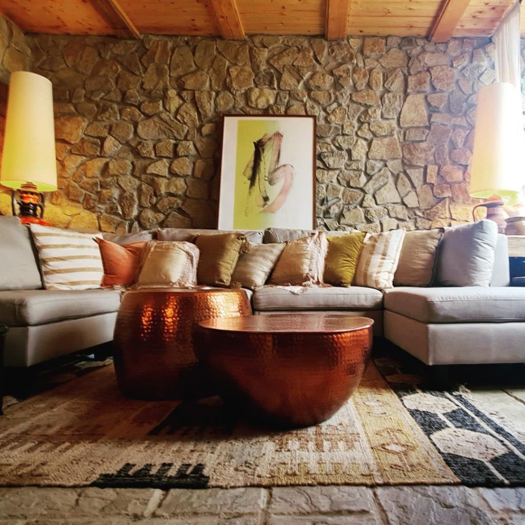 Lakatos Márk befejezte a nyaraló felújítást