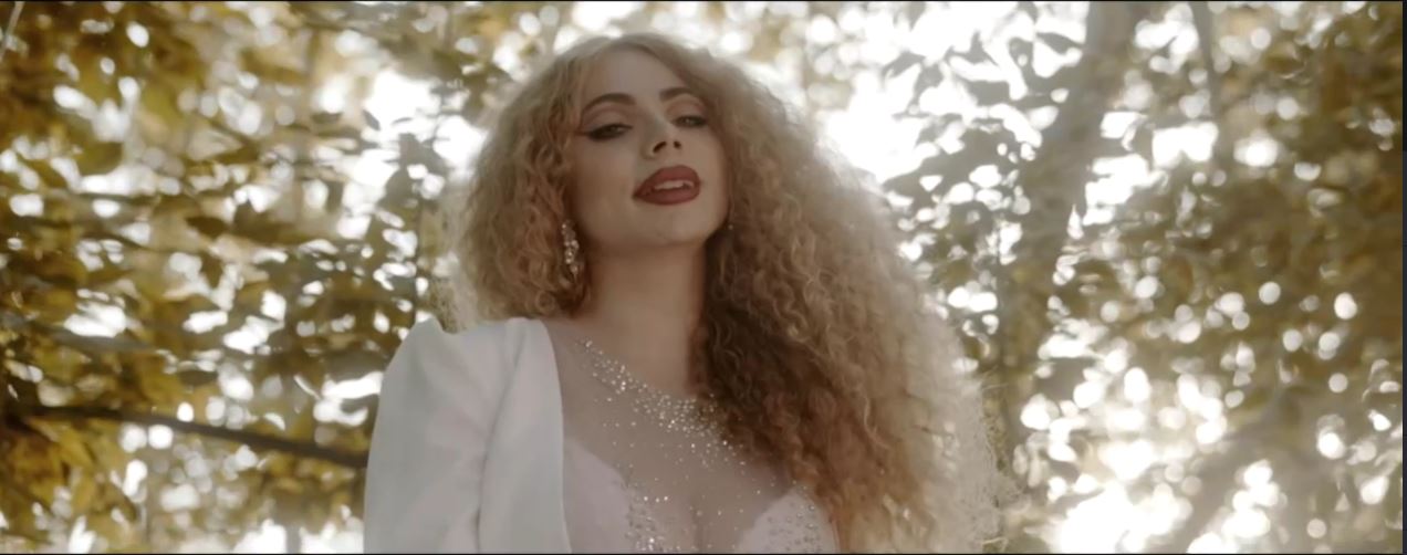 Opitz Barbi csodaszép haja egyfajta védjegye is