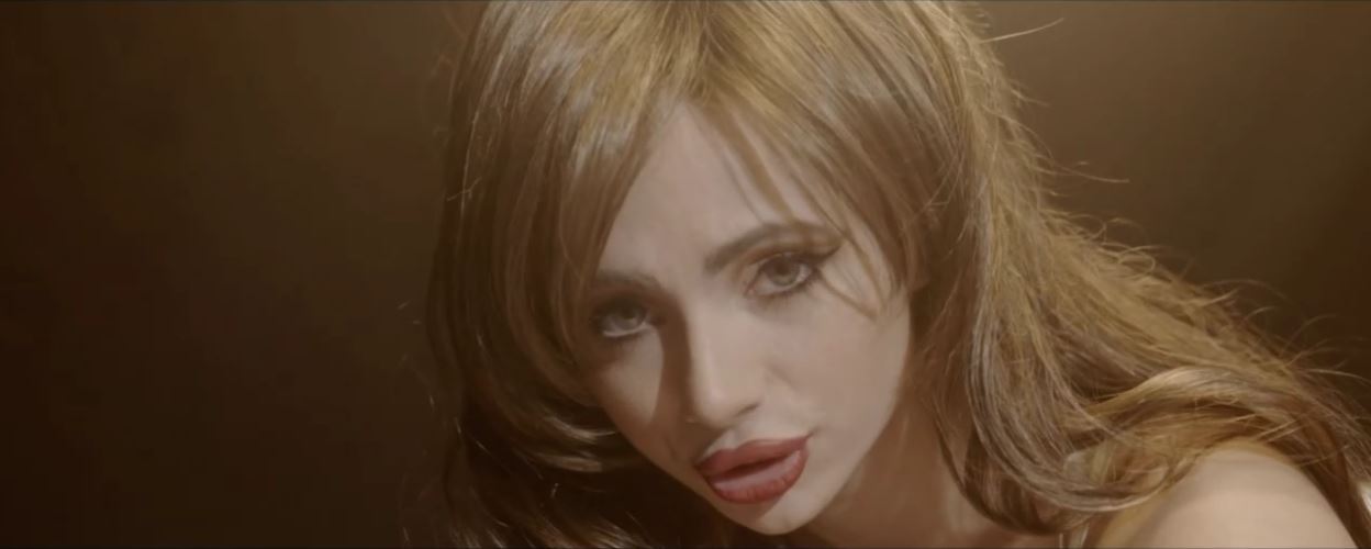 Opitz Barbi ilyen lenne rövidebb, egyenes hajjal