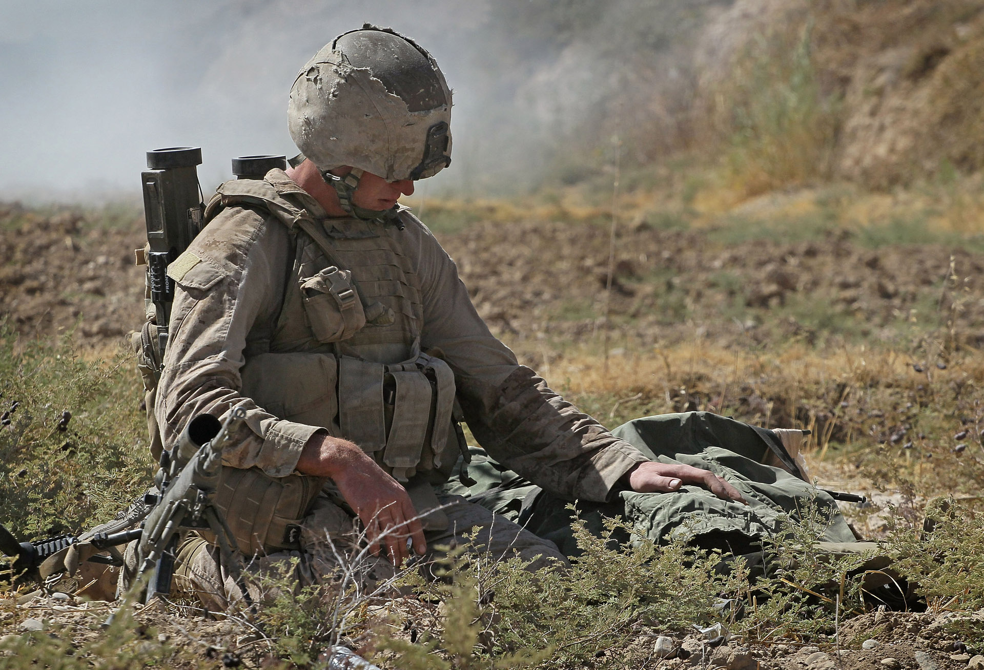 Miért lesz egyre több katona öngyilkos?