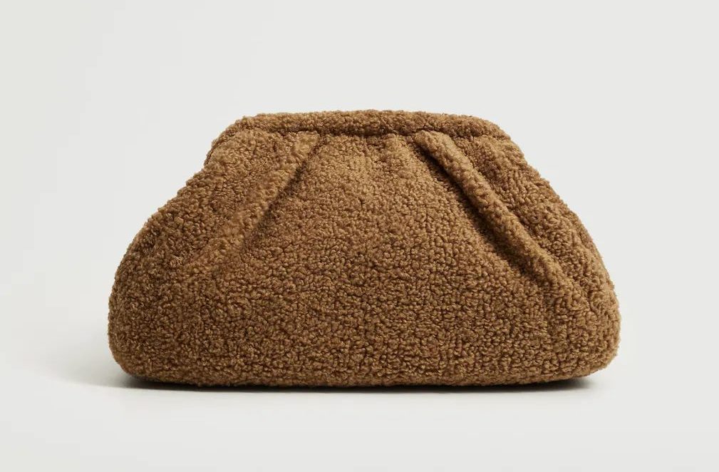 Mango Bundás textúrájú clutch táska