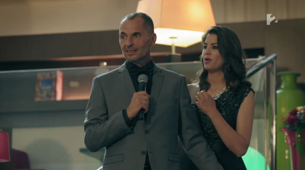 A műsorvezető néhány mondatot kapott