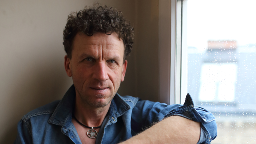 Megműtötték Balázs Palit, 4 óra múlva élesen látott (x)