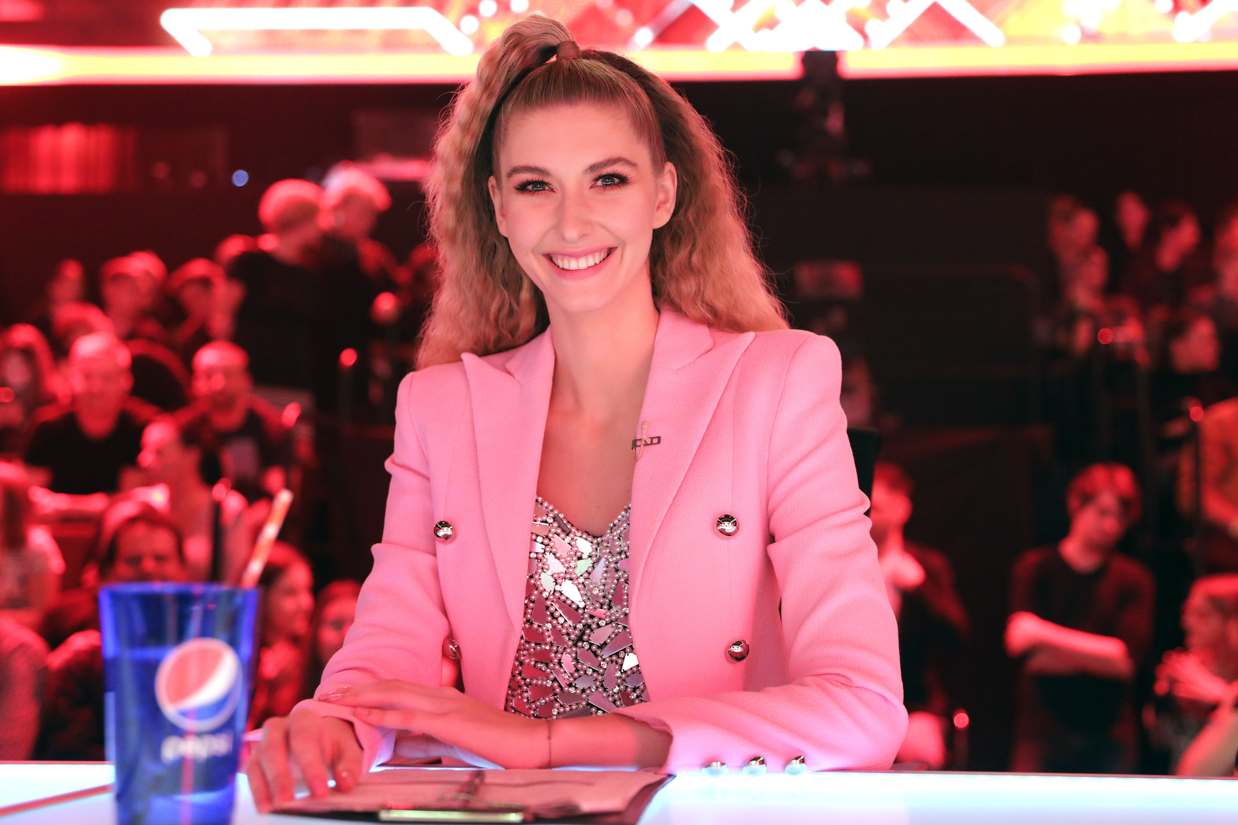 Dallos Bogi akkor és most