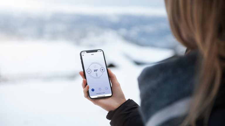 Minden fok számít - a norvégok szívesen használnak elektromos fűtést, mert nagyon precízen szabályozható akár távolról, jól működö wi-fi hálózaton keresztül is, és így könnyebb vele takarékoskodni (fotó: profimedia.hu)