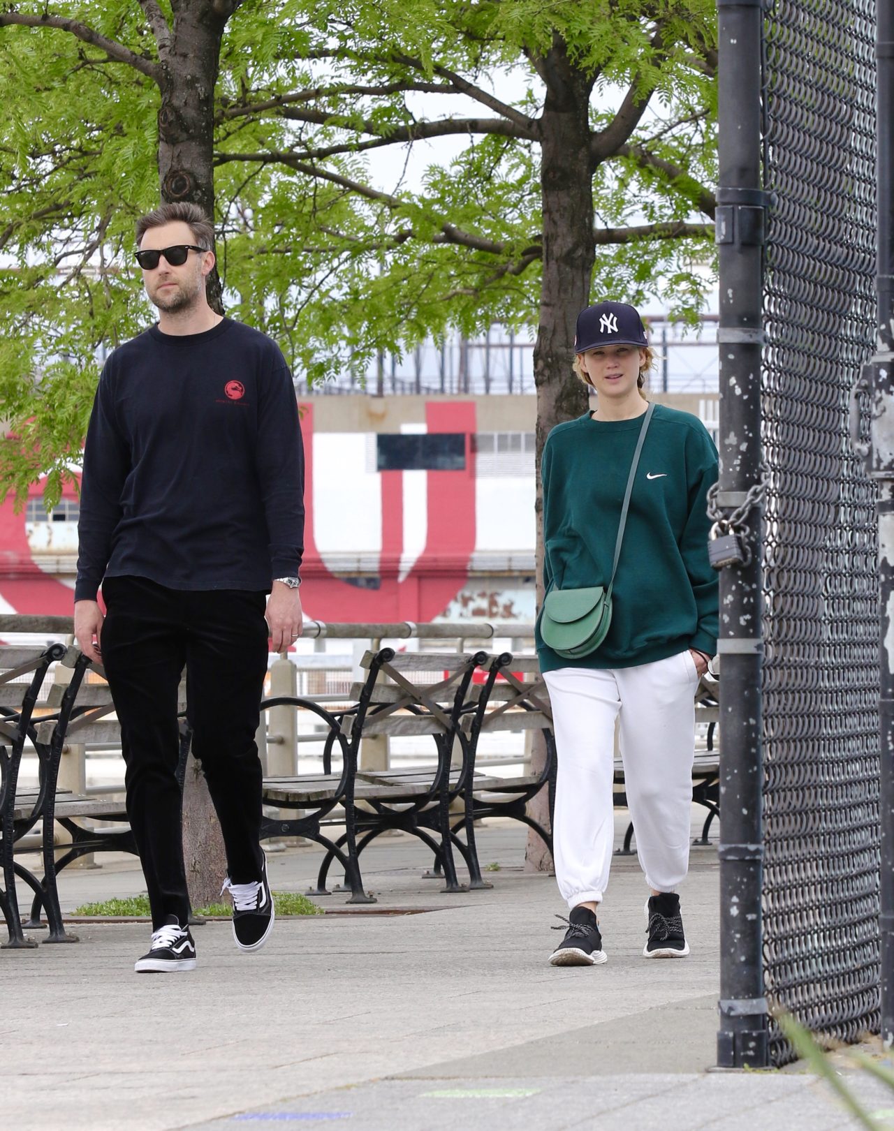 Jennifer Lawrence és férje, Cooke Maroney