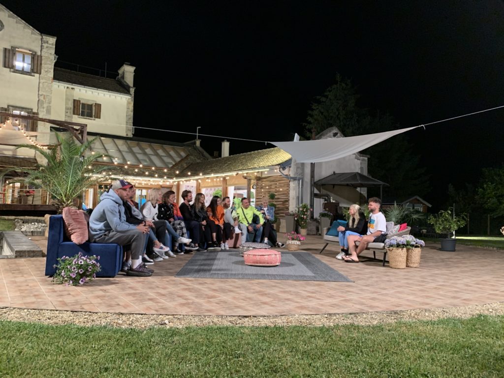 Nem csak Edináék beszéltek a kapcsolatukról 