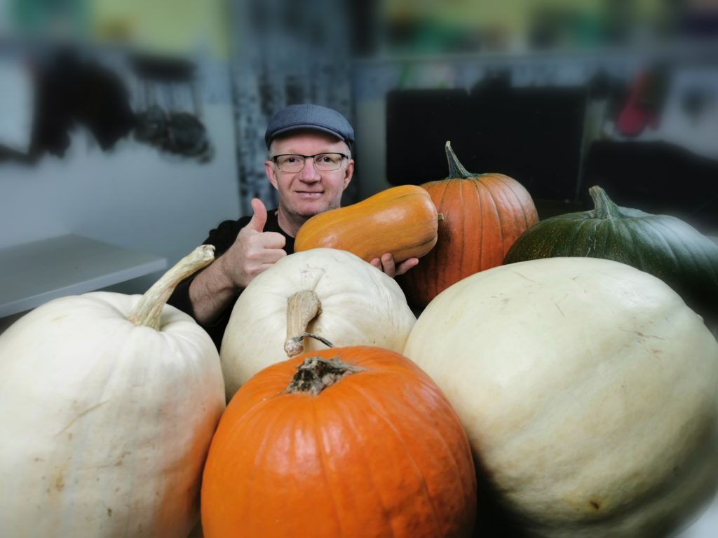 Így faragj tököt! – Tanács Attila ételszobrász tippjei Halloweenra