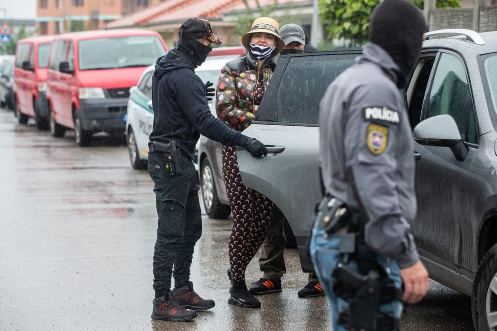 Európa legnagyobb influenszerbotránya a szomszédban robbant ki