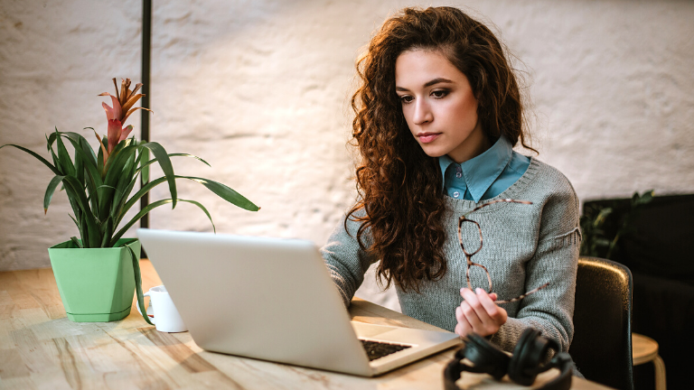 Bright Academy, oktatás, felnőttoktatás