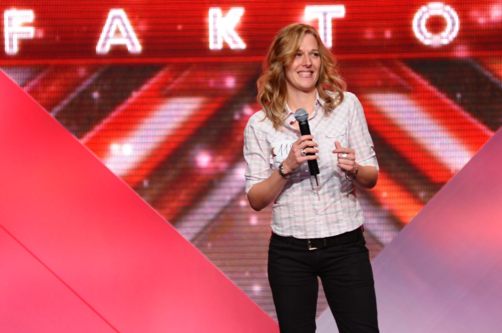 Wolf Kati a 2010-es X-Faktorban (Fotó: rtlklub.sajtoklub.tv/Bársony Bence)