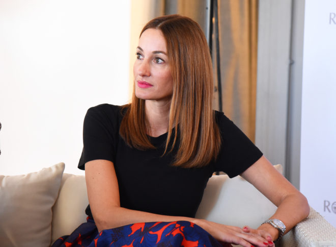 epres pani, akkor és most