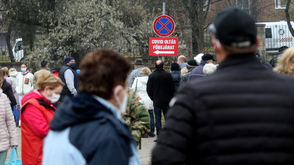 koronavírus elleni oltás