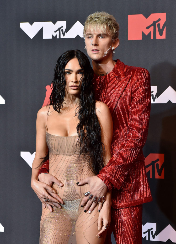 Megan Fox és Machine Gun Kelly a 2021-es MTV VMA-n (Fotó: Axelle/Bauer-Griffin/FilmMagic)