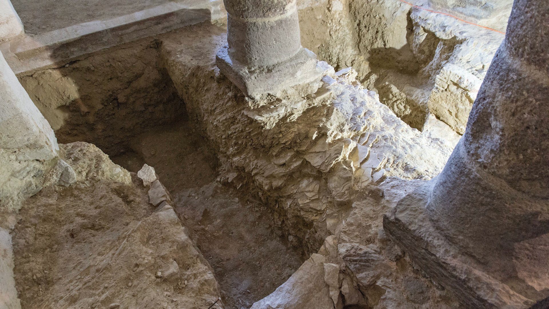 A Királykripta a tihanyi apátság altemplomában