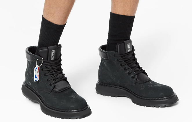 Modellként pózolt Mészáros Lőrinc az ötvenmilliós Merci mellett